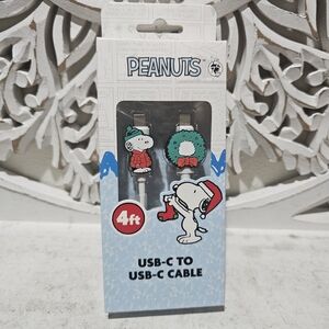 NEW Peanuts USB-C to USB-C Cable 4FT with Snoopy Design